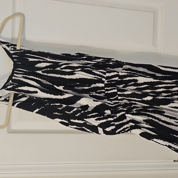 Calvin Klein Monochrome Zebra Print Dress - Picture 2 of 10